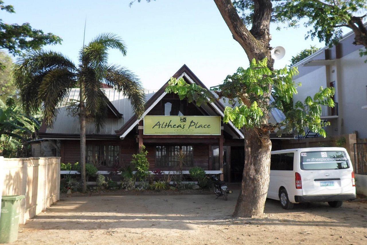 Reddoorz Premium @ Abueg Road Extension Puerto Princesa Buitenkant foto