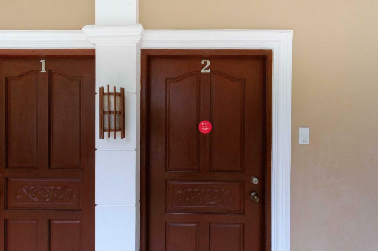 Reddoorz Premium @ Abueg Road Extension Puerto Princesa Buitenkant foto
